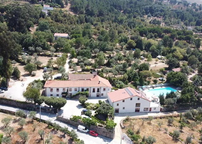 Quinta Cegonhas 3* Gouveia (Guarda)